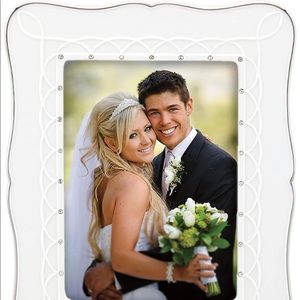 NIB Lenox Picture Frame